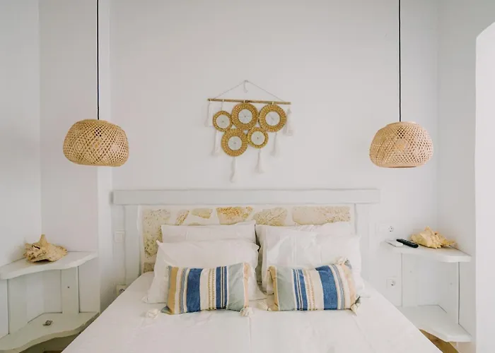 Lampi's House Kámbos